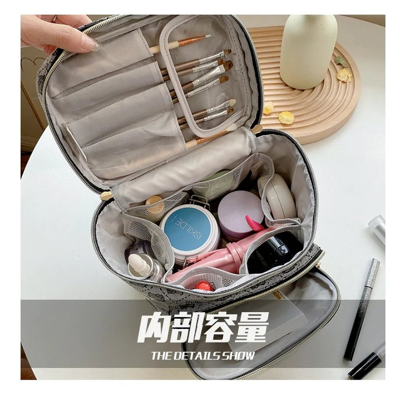 Hello Kitty Makeup Bag - Maliame Store