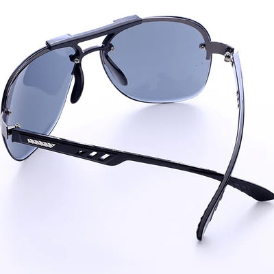 2024 Vintage Punk Sunglasses for a Bold Retro Look