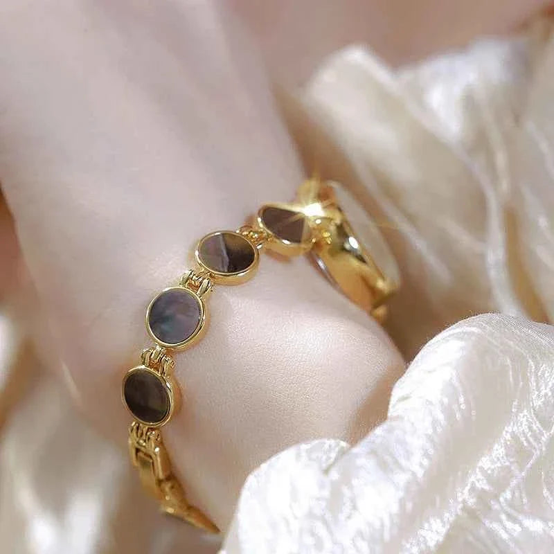 Women Luxury Quartz Wrist Watches - Fashion Brand Unique Design Ladies Bracelet Watch for Female Dropshipping - Maliame Store