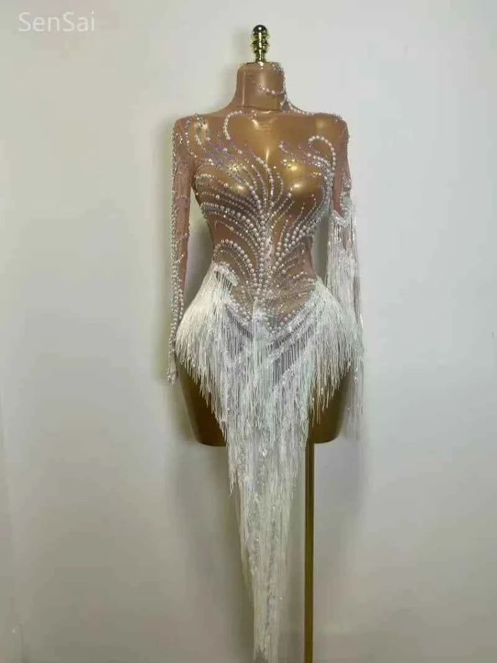 Robe transparente sexy pour femme, ornée de strass, perles et sequins scintillants, avec franges, idéale pour une soirée, un anniversaire, une boîte de nuit, une chanteuse de scène ou un spectacle. 